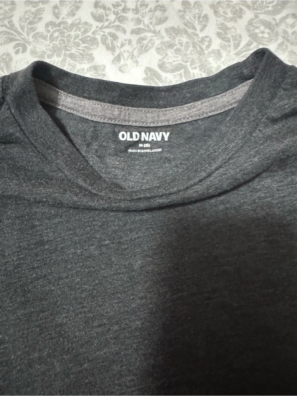 Old Navy Dark Gray Long Sleeve Tee